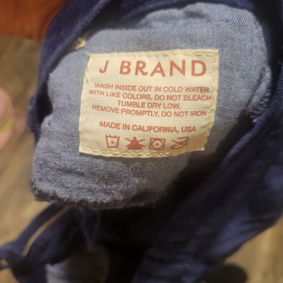 Used J Brand Skinny Leg Sapp Blue Soft Jeans - Picture 5 of 6